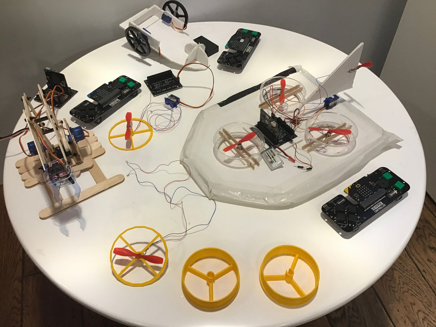 Hover To The Line - STEM challenge pack